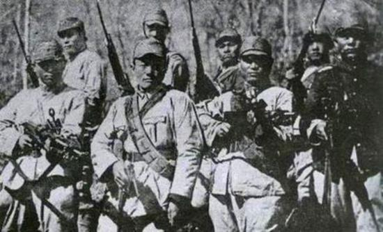  东北抗日联军指战员