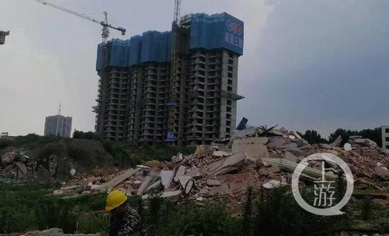 ▲王恩忠的房屋已成废墟。摄影/上游新闻记者 沈度