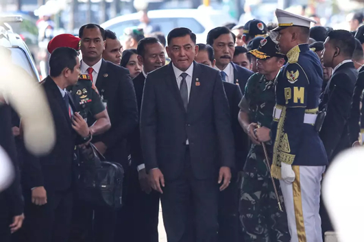 8月15日，沙夫里抵達(dá)雅加達(dá)國會大廈（資料圖）。防長圖源：印尼安塔拉通訊社