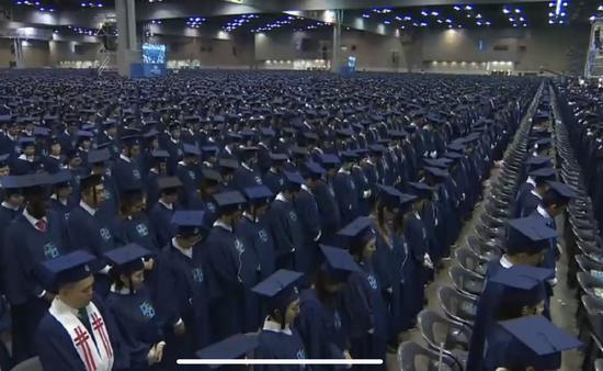 韩国新天地教徒们聚会的场景。受访者供图