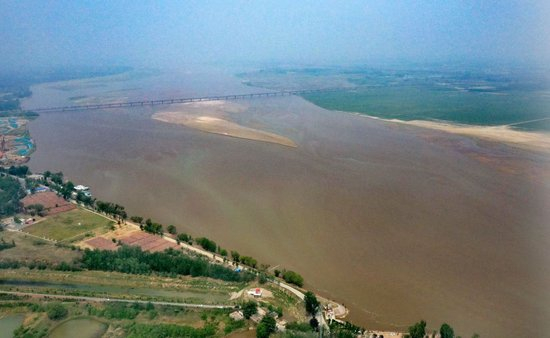 2025年4月27日拍摄的黄河郑州段（无人机照片）。新华社记者 李嘉南 摄