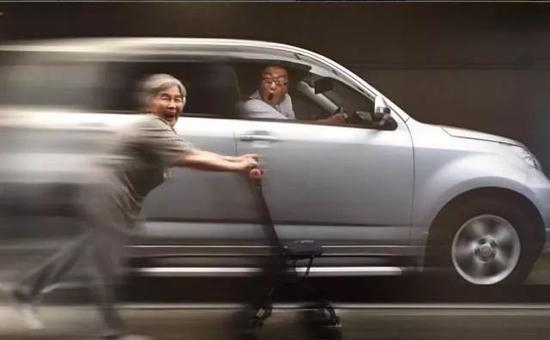 △与汽车赛跑&nbsp;