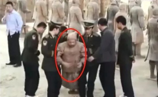 秦始皇兵马俑博物馆一号坑