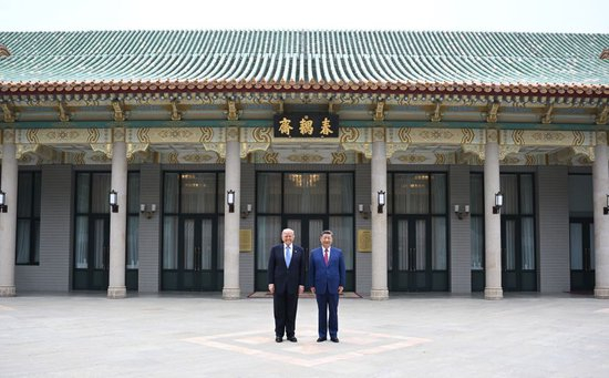 5月15日上午，国家主席习近平在中南海同美国总统特朗普举行小范围会晤。新华社记者 谢环驰 摄