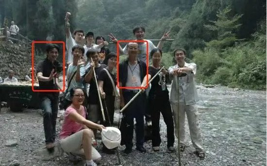  电子骑士严蓬与刘慈欣合影