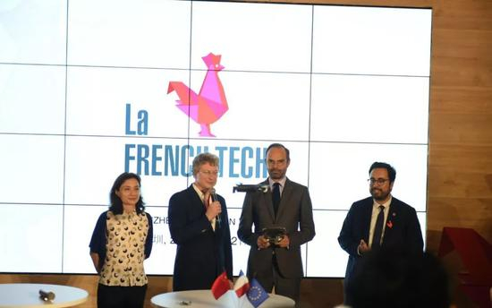  △菲利普在深圳参加活动