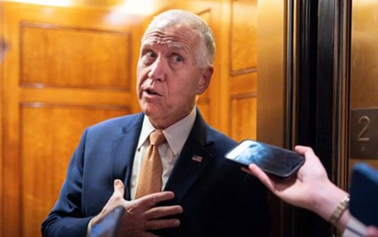 美国北卡罗来纳州共和党籍联邦参议员蒂利斯