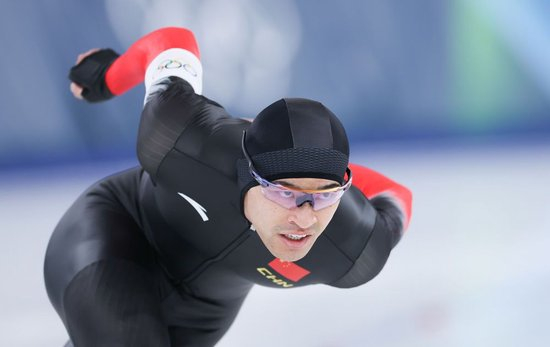 ↑宁忠岩在比赛中。