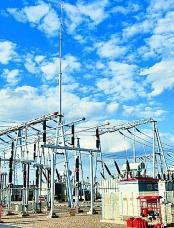 大同光伏“领跑者”基地220KV汇集站。李毅摄/光明图片