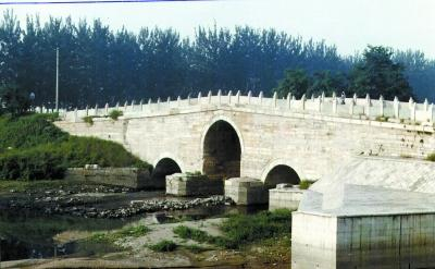  修建于明正统十一年（1446）的永通桥