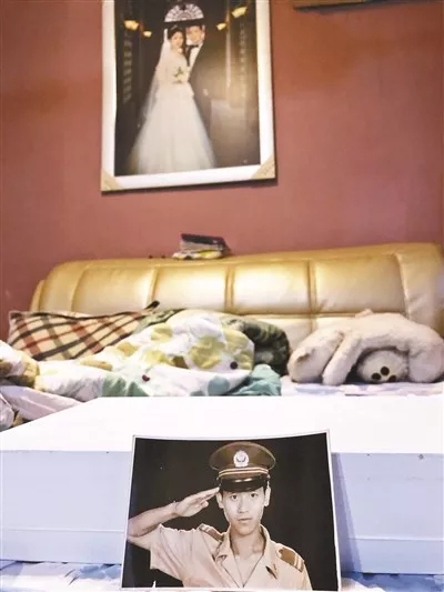 李国武生前照。来源：北京青年报