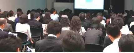 ▲还可以租人代自己参加会议。图据公司网站截图