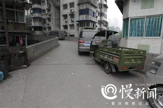 △第10层有一座平台，出入口通往白象街