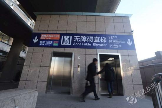 摄/法制晚报·看法新闻记者 杨益