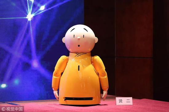 龙泉寺机器僧“贤二”。图片来自视觉中国