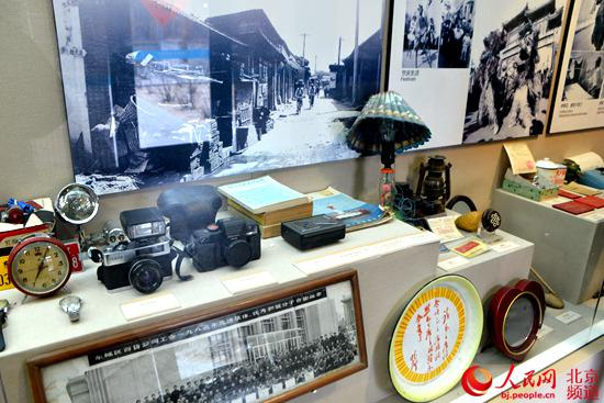 老物件见证了老北京胡同的点点滴滴。 人民网孟竹 摄