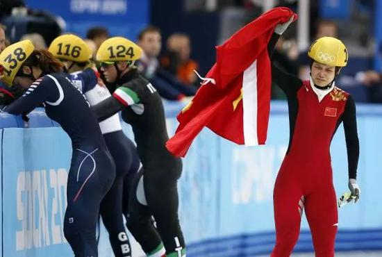 ▲资料图片：李坚柔索契冬奥会神奇夺冠。