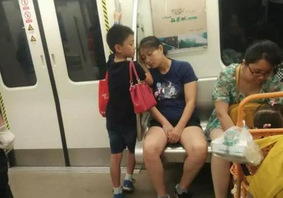 只要家长教得好，世界上根本就没有熊孩子。