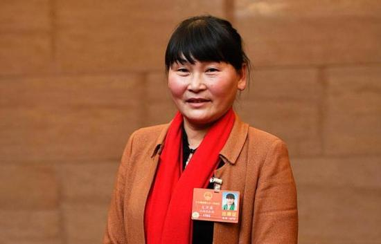 全国人大代表、江西省奉新县白洋教学点教师支月英 &nbsp;人民日报客户端 图