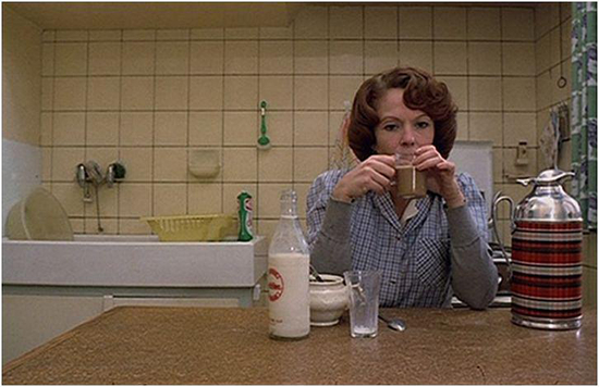 （香特尔·阿特曼《让娜·迪尔曼》（1975）剧照）