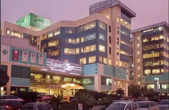 印度医疗旅游广告图片