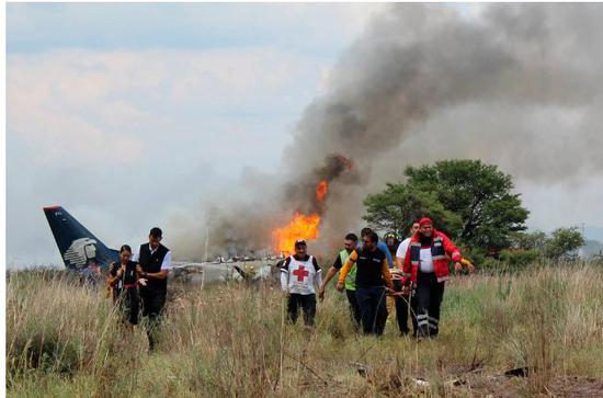 ▲墨西哥坠机事故现场 &nbsp;图据《纽约时报》