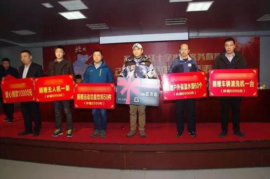 这显然距离牛振西提到了一年经费差距甚远，跟滴滴百万悬赏也同样差距甚远了。