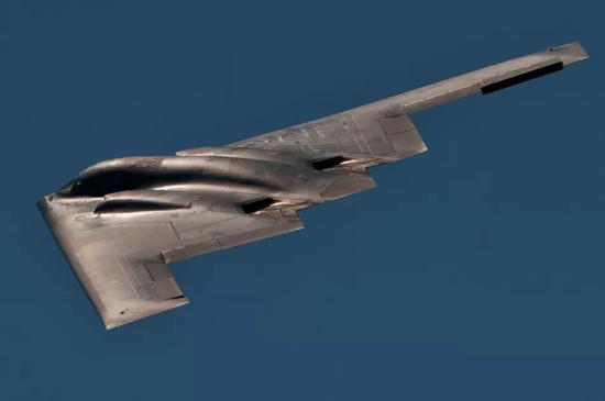 美军B-2A战略轰炸机