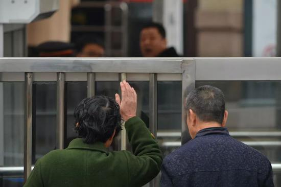 配图，图文无关