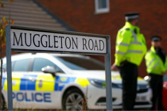 英国夫妇中神经毒案被曝最新进展：44岁女性不治身亡。（图片来源：今日俄罗斯）