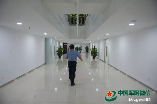 部里办公区一角。胡尔根&nbsp;摄