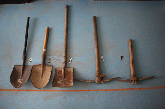 警方查获的作案工具。警方供图