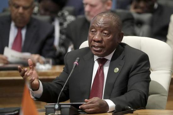 　　当地时间7月31日，南非总统拉马福萨公开表示，允许无偿征地，并强调此举对南非经济发展至关重要。 视觉中国 资料图