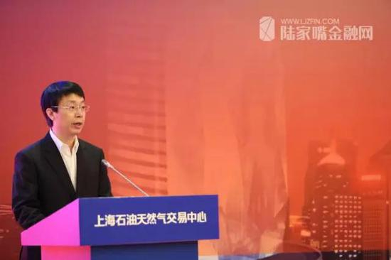 新华社党组成员、副社长于绍良在会上讲话