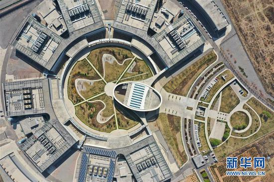 这是4月16日无人机拍摄的位于阳泉经济开发区的百度阳泉云计算中心。&nbsp;新华社记者 杨晨光 摄