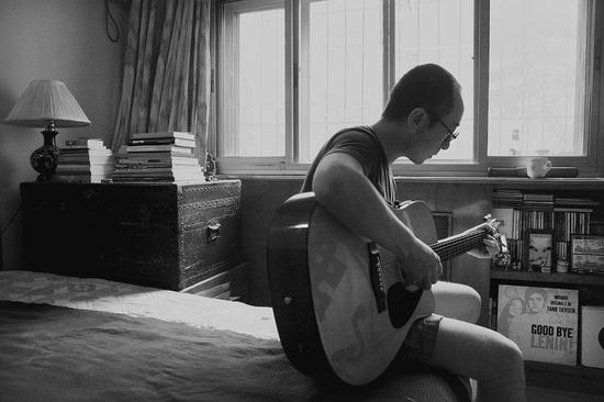 张玮玮 北京东直门 2008年 摄影高鹏