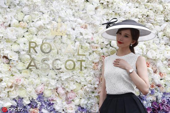 林志玲婚后首亮相&nbsp; 图源：IC Photo