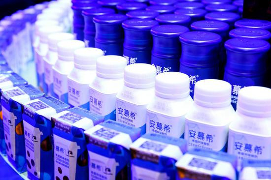 伊利安慕希年销售额达200亿级