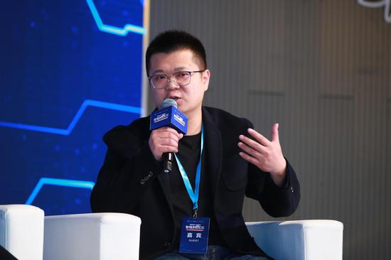 新浪移动产品运营总经理丛松