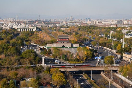 北京中轴线和城市景观(2025年11月13日摄)。新华社记者 鞠焕宗 摄