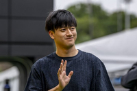 继续留在围场！官方：周冠宇加盟F1新军凯迪拉克车队担任储备车手