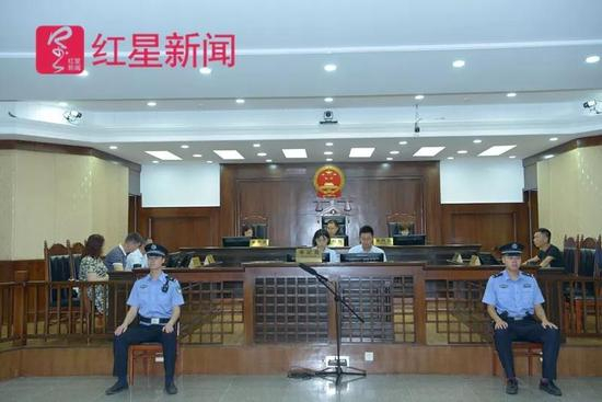 二审庭审现场。图片来源巴中市中院