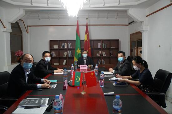 中毛建交55周年暨中毛抗疫合作视频研讨会中国驻毛里塔尼亚使馆主会场。