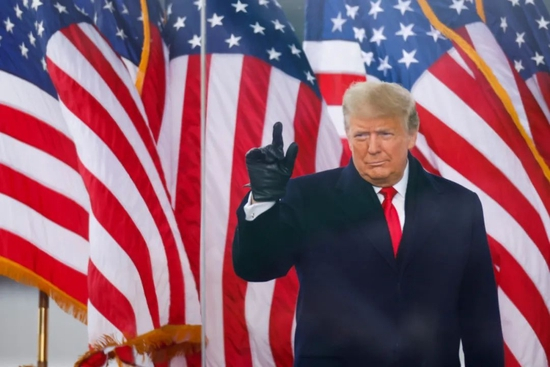 　　当地时间2021年1月6日，美国华盛顿，时任美国总统特朗普现身“拯救美国”集会现场，并发表演讲。/IC photo