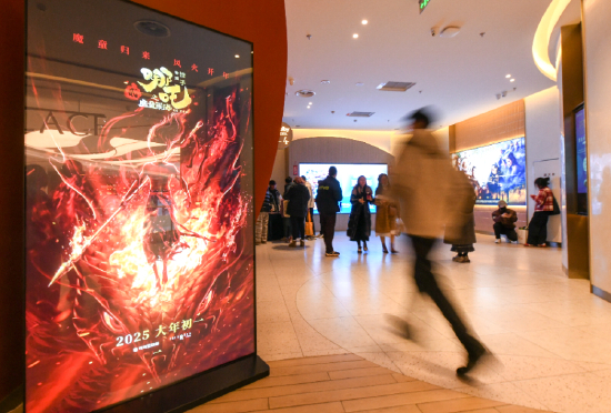 新华网文化观察丨从金鸡百花电影节，看中国电影120年追光密码