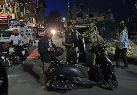 印称已向美英等国通报对巴行动情况，各国对此事可能持什么态度？（难以置信）对印巴冲突的看法，