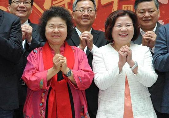 许铭春（右）。（图片来源：台湾《中时电子报》）