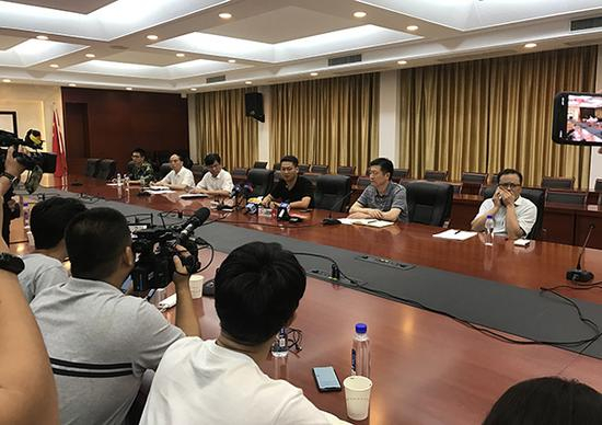 桐庐县28日上午第二场发布会现场。澎湃新闻记者 陆玫 摄