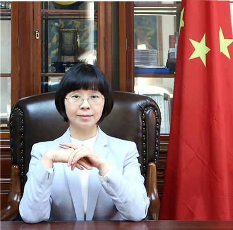 新任中国驻阿曼大使李凌冰