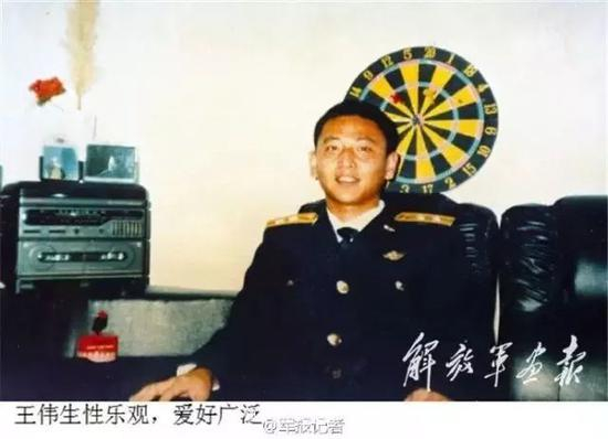 图片来源：军报记者